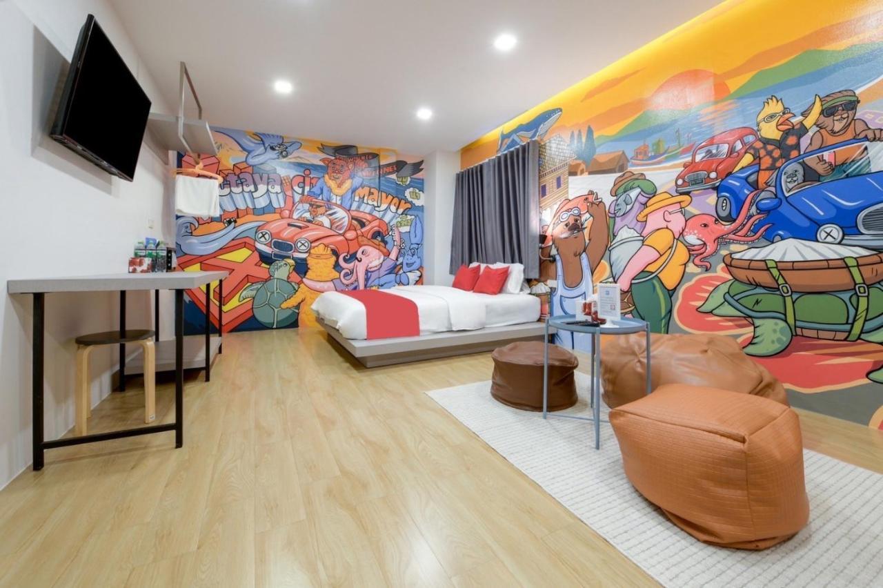 The Pattaya Story Poshtel Hotell Exteriör bild